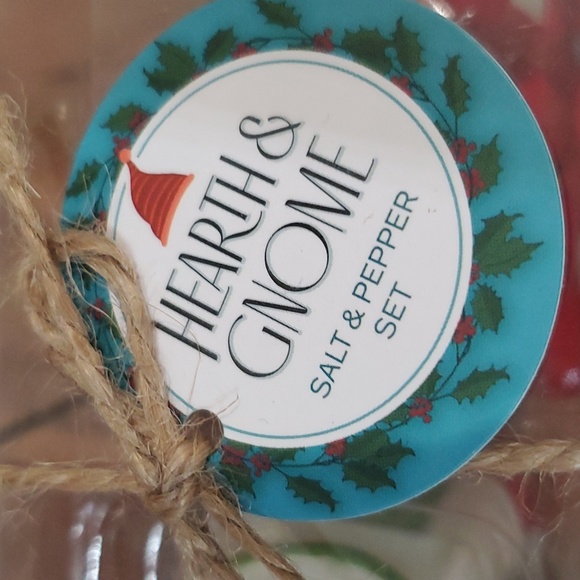 Holiday Truck and Camper Salt and Pepper Shaker Set-NWT - Picture 4 of 5